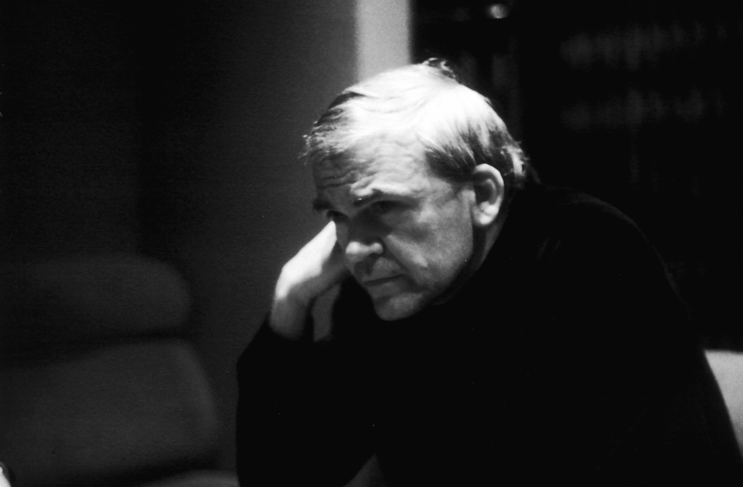 मिलन कुंडेरा की जीवनी Biography of Milan Kundera in hindi